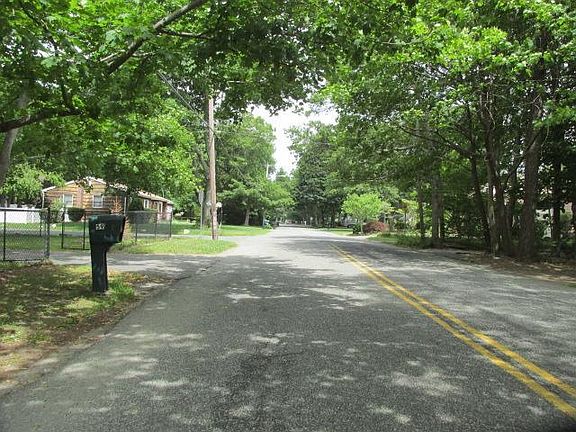 4th image of 59 Robinson Ave