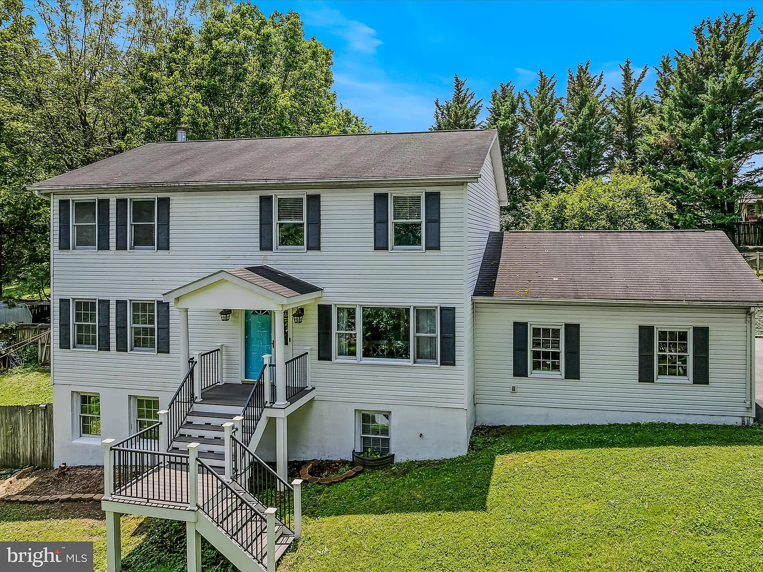 7915 Mount Pleasant Ct E photo 1