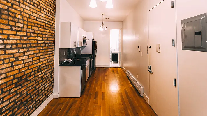 Rented by Nooklyn NYC LLC | media 17