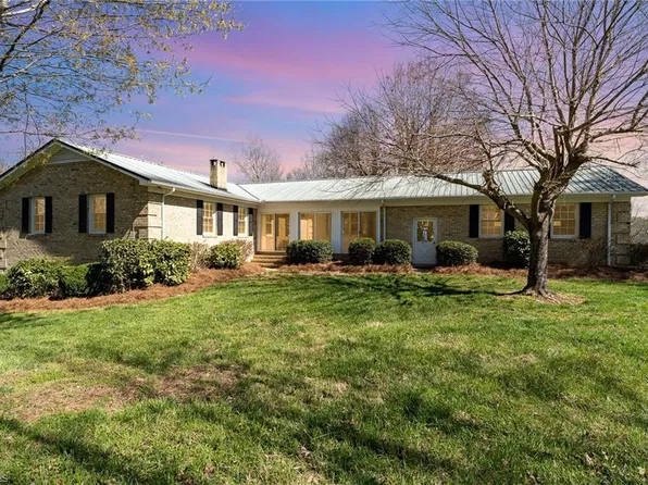 4429 Little Beane Store Rd, Seagrove, NC 27341