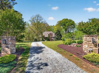 440 Wicklow Rd, Campobello, SC 29322