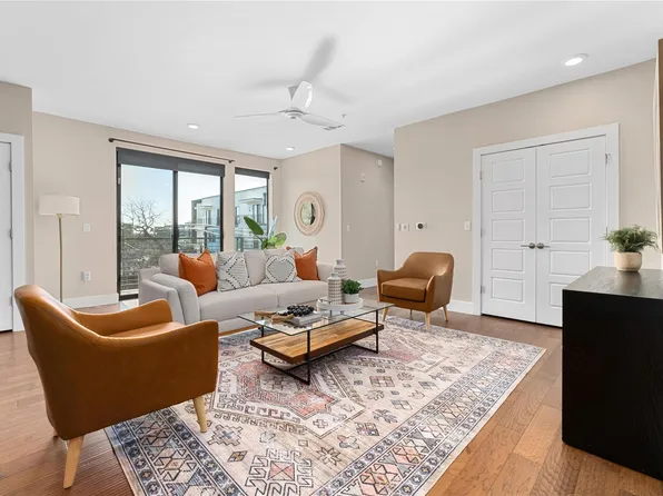 1615 E 7th St Unit 402, Austin, TX 78702