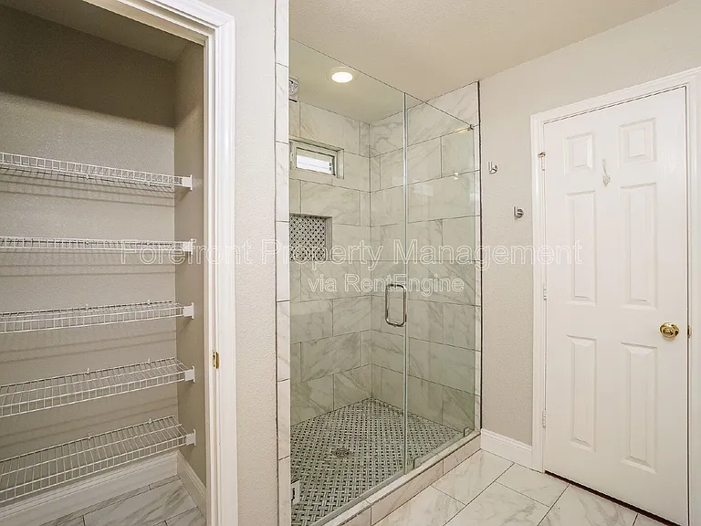 539 Willow Grove Dr — Photo 14