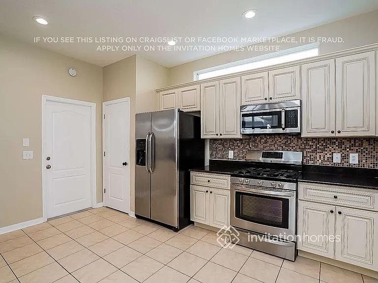 20057 Heritage Point Dr — Photo 5