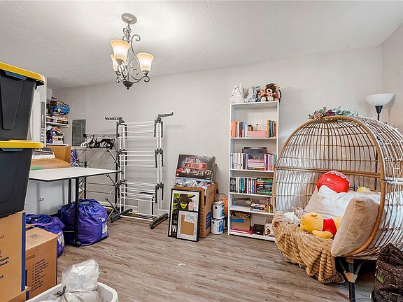 5th image of 4110 Margaret St