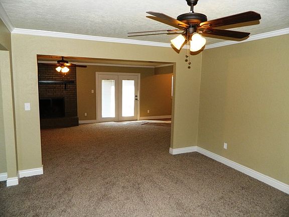 4th image of 804 NW 41st St