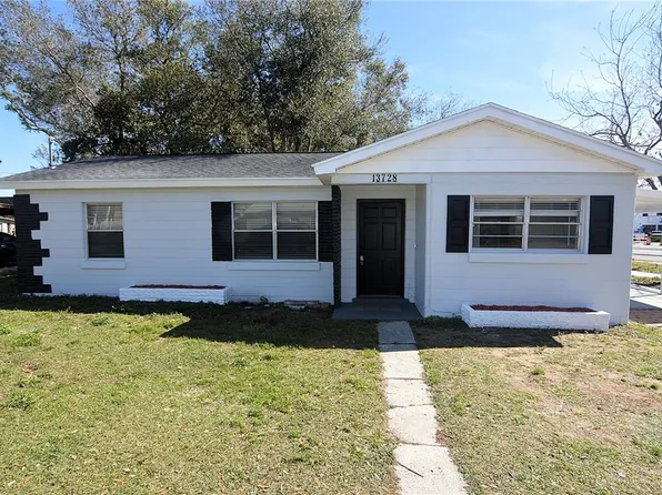 13728 1st St, Dade City, FL 33525