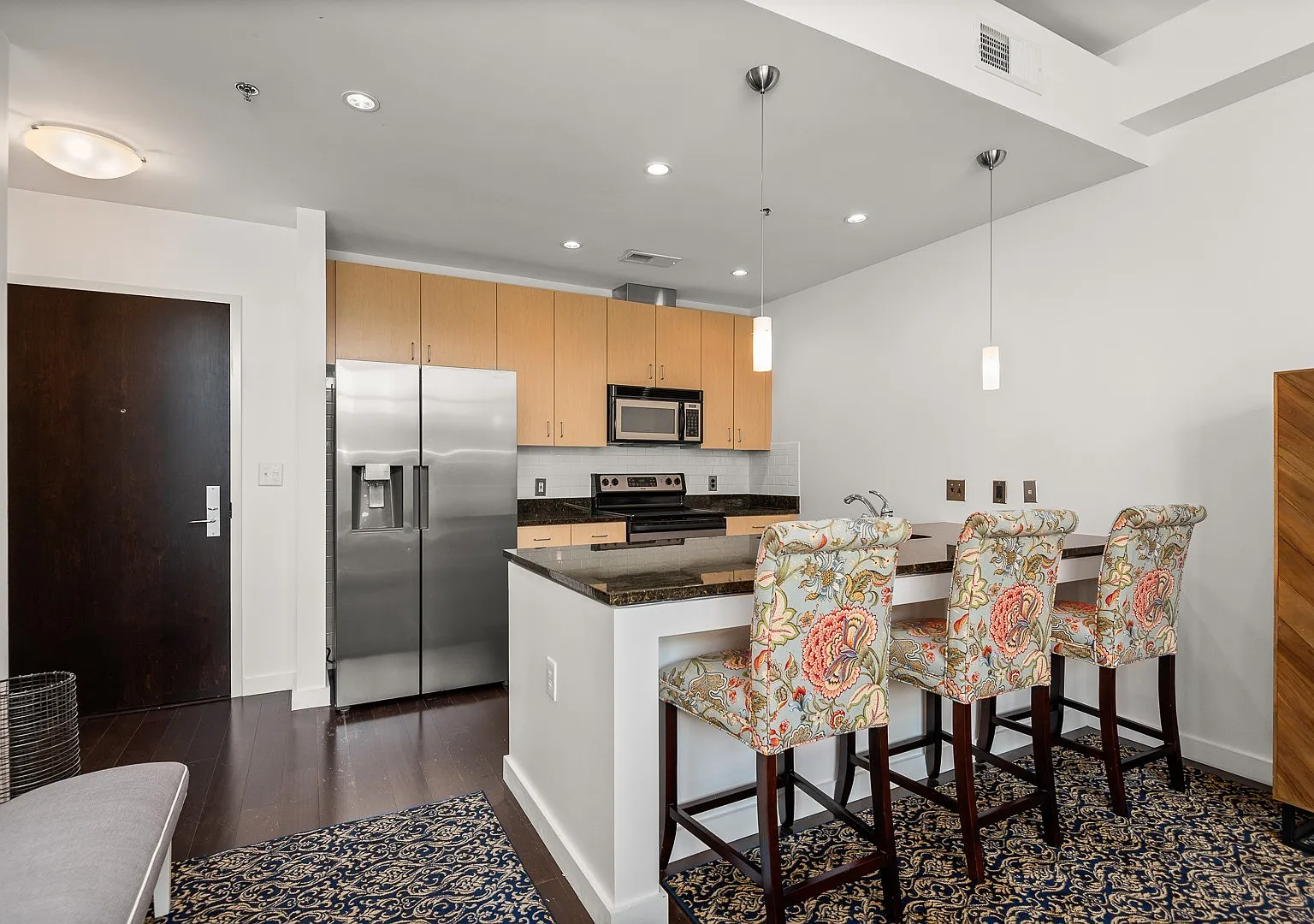 1 bed, 658 sqft, $2,500 — Photo 4