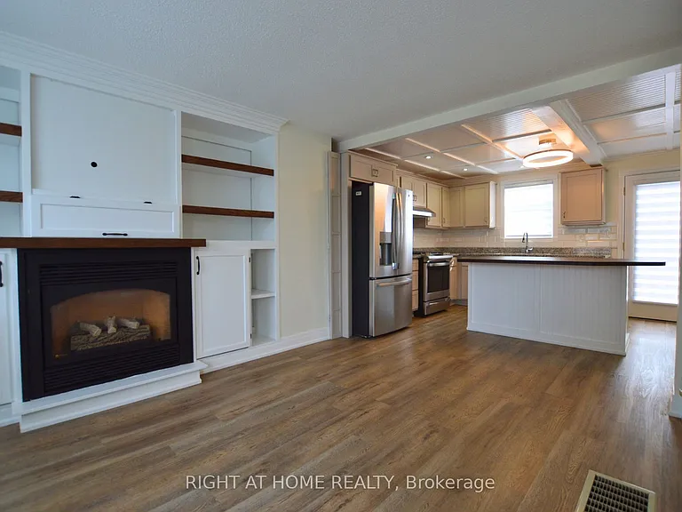 62 Charles St — Photo 5