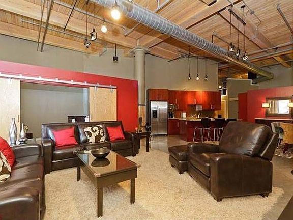 4th image of 901-907 Washington Ave #205