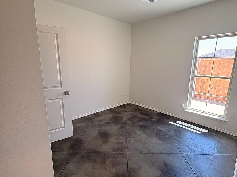 10303 Stone Meadow Dr — Photo 9