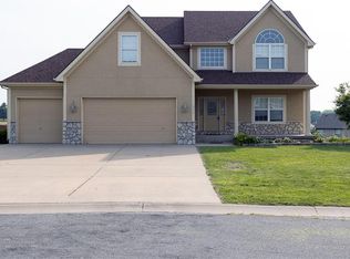 4916 S 22nd St, Leavenworth, KS 66048