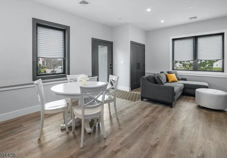 22 Delawanna Ave #1 — Photo 3
