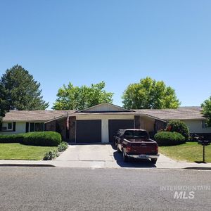 127 Crestview Dr, Twin Falls, ID, 83301