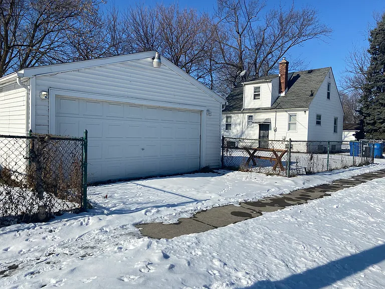 8316 Republic Ave — Photo 5
