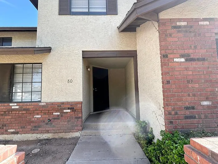 170 E Guadalupe Rd #80 — Photo 1