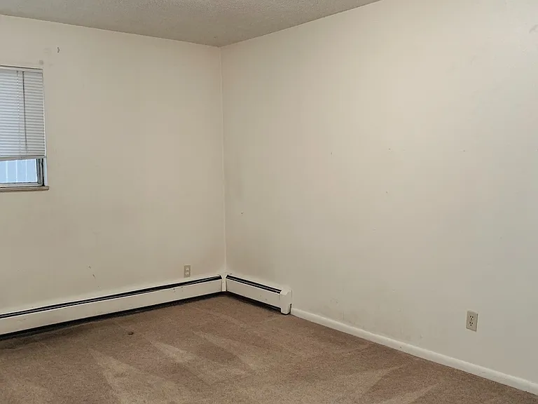1601 Edora Ct #14 — Photo 6