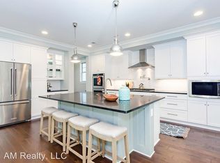 562 Lyttleton Dr, Charlotte, NC 28211