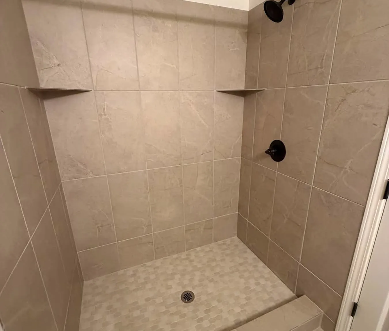 3 bed, 2.0 bath, 1450 sqft, $1,500 — Photo 4