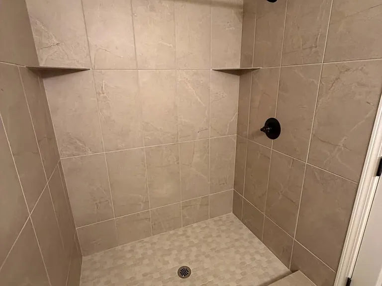 181 Stoneridge Dr — Photo 4