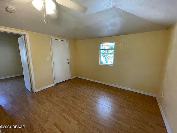 5th image of 609 Ora St APT 6