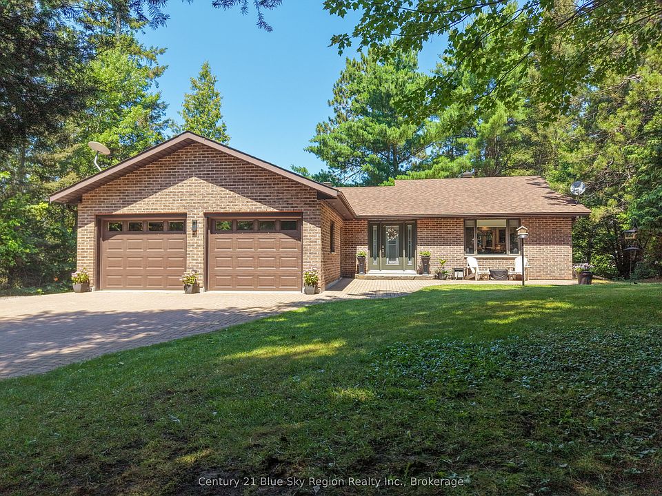1st image of 731 Macpherson Dr