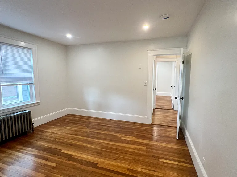 96 Brooks St #2 — Photo 3