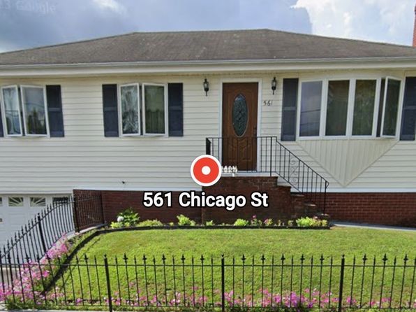 561 Chicago St