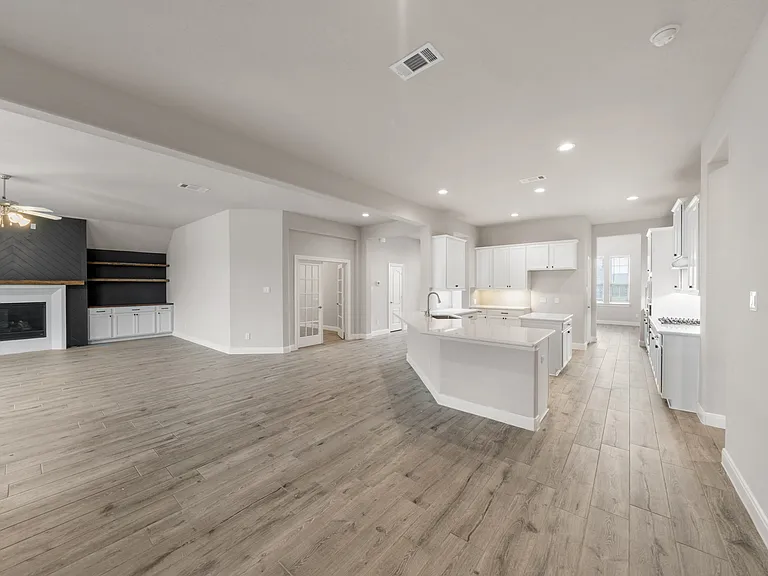1524 N Bluebonnet Ln — Photo 28