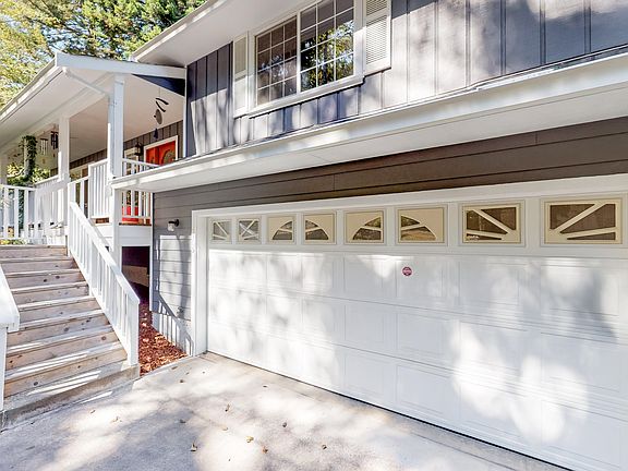 4th image of 2565 Forest Knoll Ln