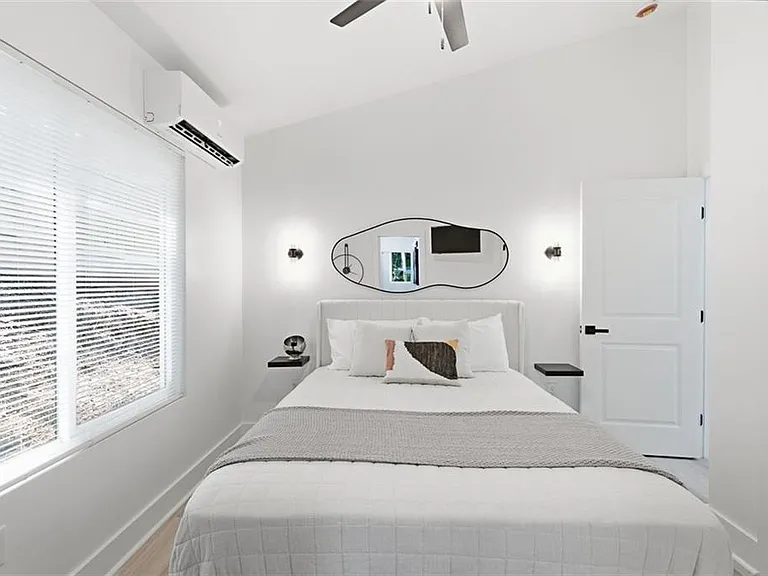 3203 Navajo Cir — Photo 25