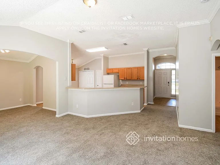 9294 Thunderbolt Dr — Photo 3