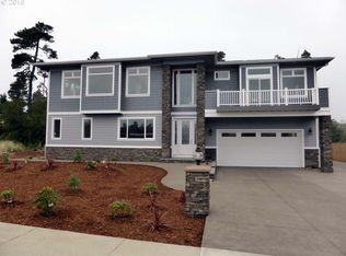 34 Fawn View Ln, Florence, OR 97439