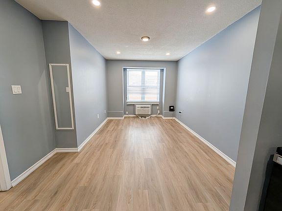 2nd image of 5824 Main St E