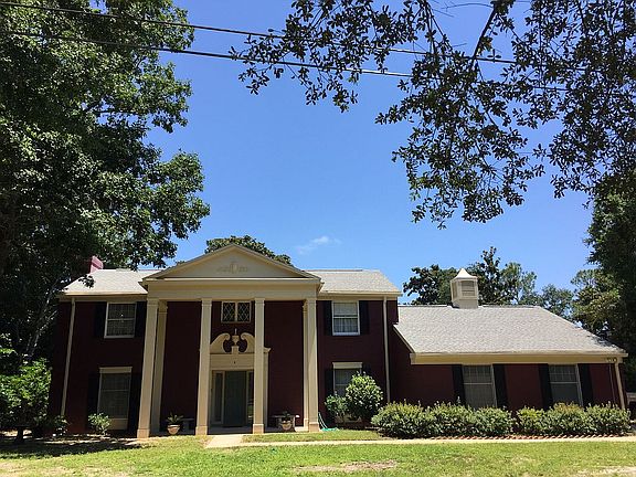 Charming Colonial