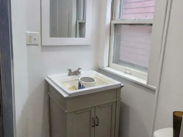 2536 N Erie St, Toledo, OH 43611