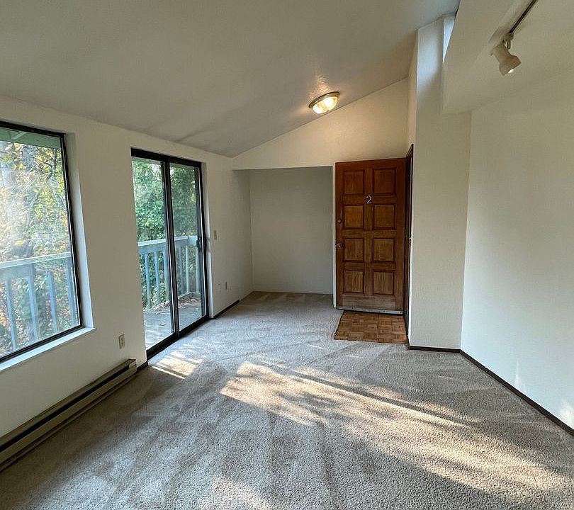 1st image of 2513 Cedarwood Ave APT 2