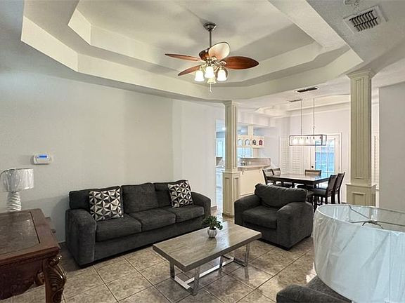 3rd image of 7538 Camelot Dr