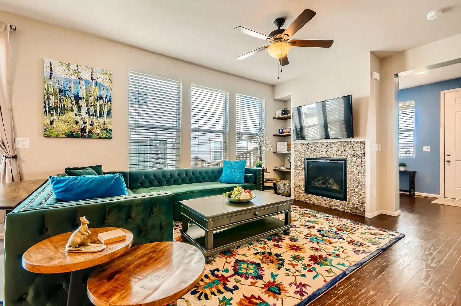 3 bed, 2898 sqft, $4,000 — Photo 2