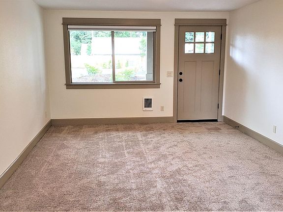 3rd image of 523 NW Adams Ave
