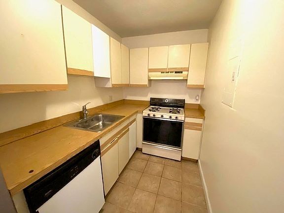 2nd image of 28 Kenmar Dr Unit 278