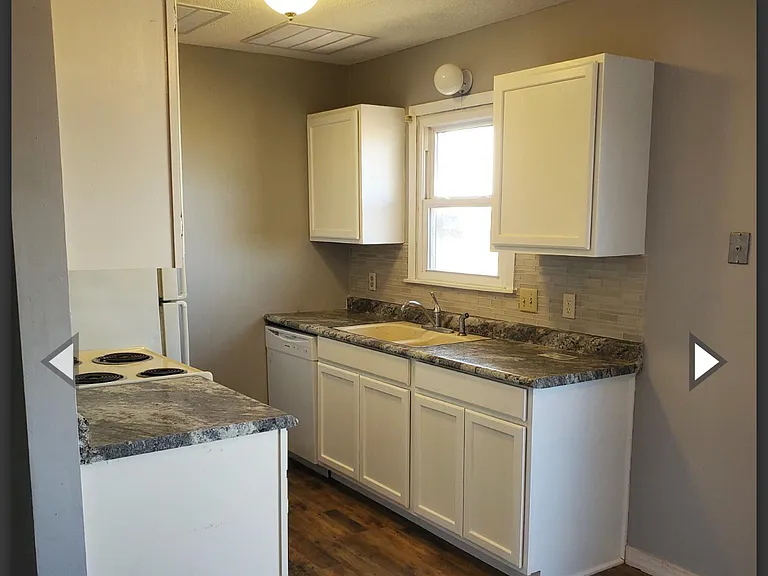 1449 N Smith Ct #2 — Photo 10