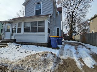 1135 Lafayette Ave SE, Grand Rapids, MI 49507