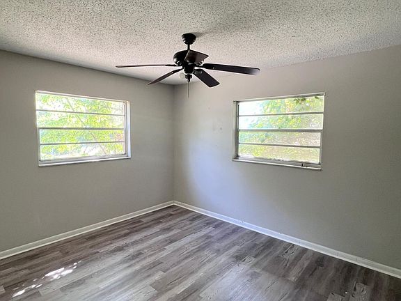 3rd image of 101 Broward Dr