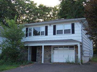 836 Ramapo Ave, Pompton Lakes, NJ 07442