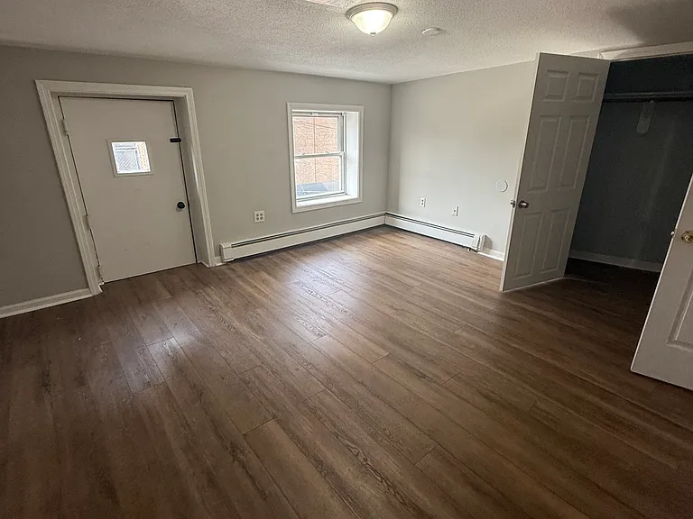 338 Orange St #3O2 — Photo 12