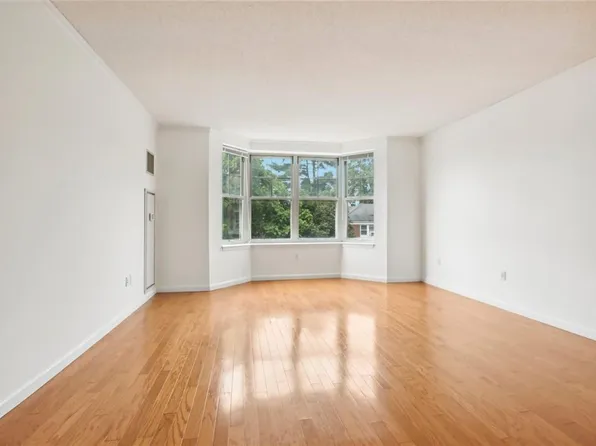 300 Mamaroneck Avenue #609, White Plains, NY 10605