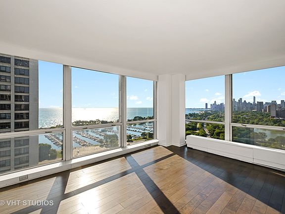 5th image of 330 W Diversey Pkwy APT 2507