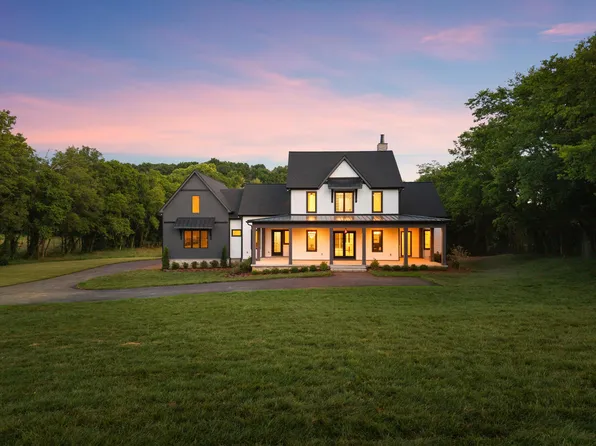 6801 Flat Creek Rd, College Grove, TN 37046