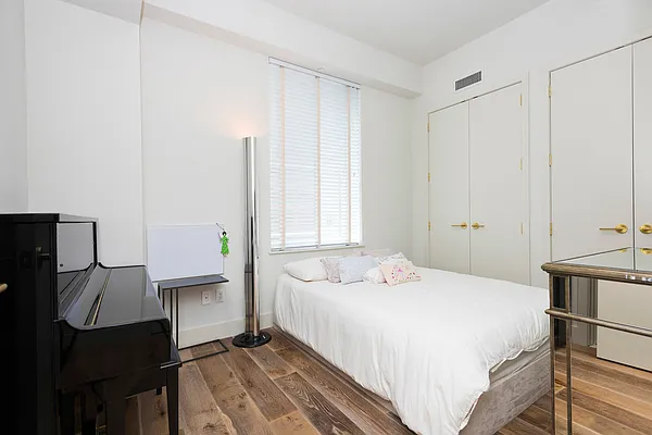 Rented by CMB Realty, LLC | media 4